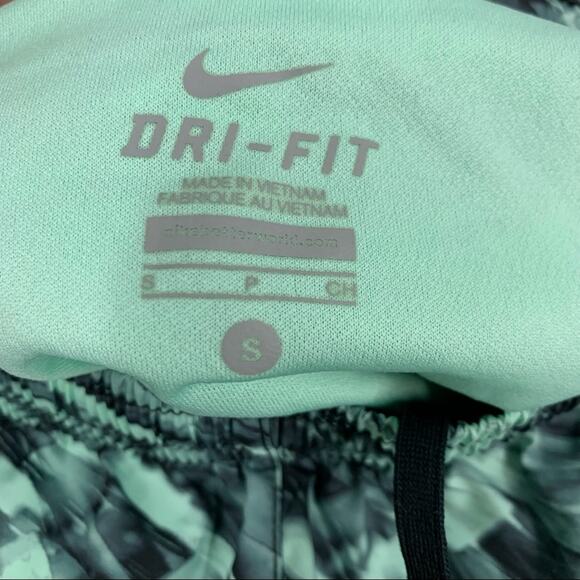 Nike Dri Fit Blue Shorts Women’s Size Small - Picture 3 of 7